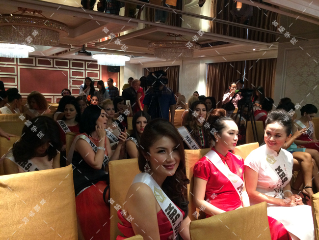 環(huán)球夫人們新聞發(fā)布會(huì)活動(dòng)準(zhǔn)備中