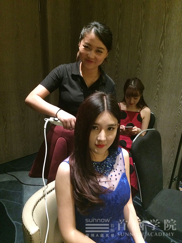 首腦學(xué)院助力世界旅游小姐