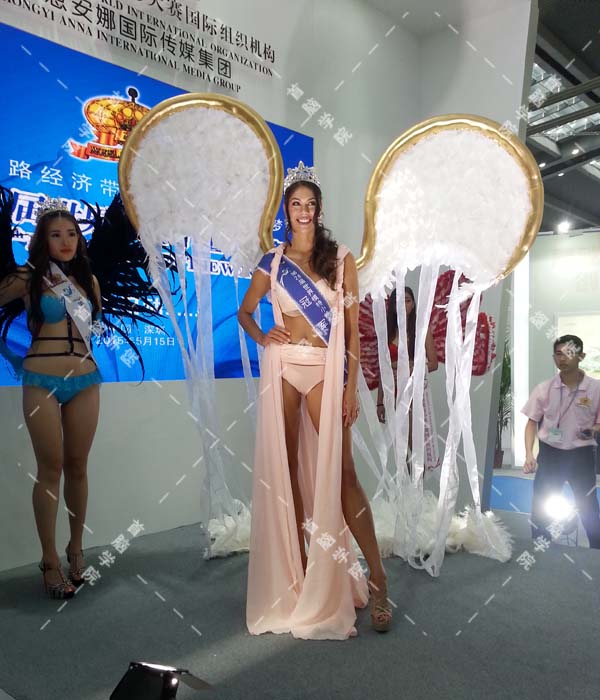 深圳哪學化妝好？深圳南山首腦