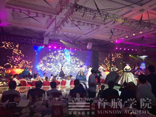 深圳首腦美容美發(fā)化妝學(xué)校