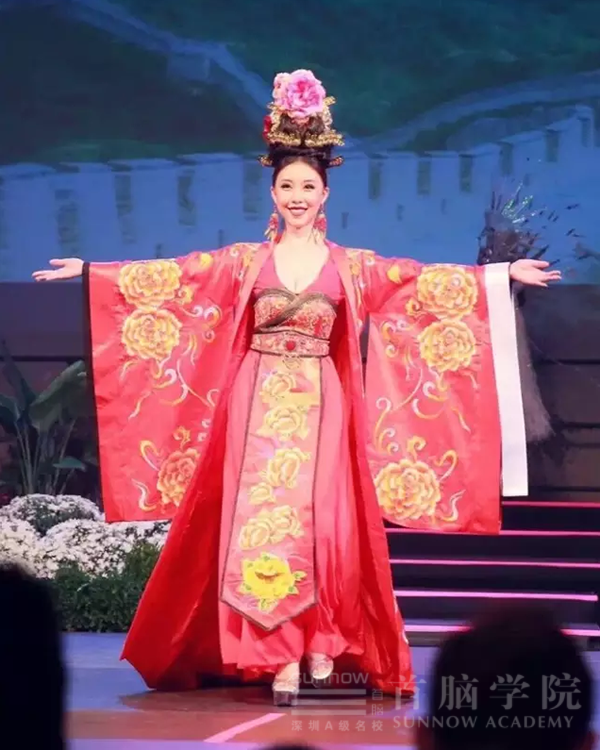 2015環(huán)球國(guó)際小姐全球總決賽