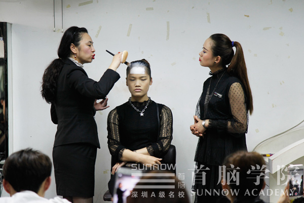 深圳時裝周，首腦學院邀您看秀