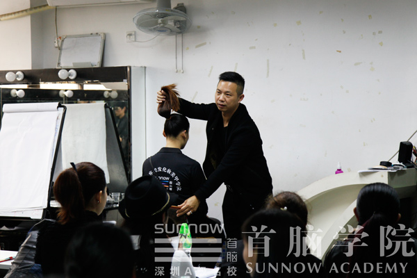 深圳時裝周，首腦學院邀您看秀