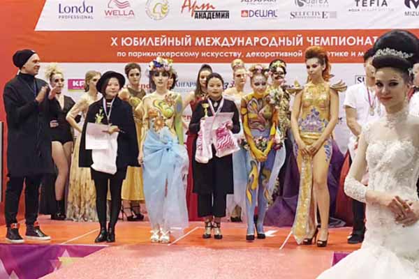 首腦學(xué)院俄羅斯獲得大賽冠軍