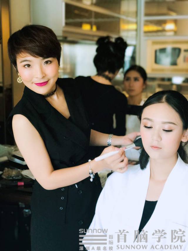 首腦學(xué)院精彩詮釋美麗事業(yè) 第12屆亞洲品牌小姐總決賽完美落幕！