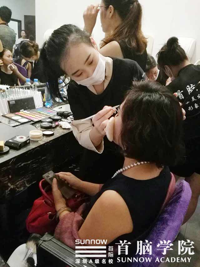 中國(guó)超級(jí)模特大賽深圳站啟動(dòng)，首腦學(xué)院美麗聯(lián)動(dòng)！