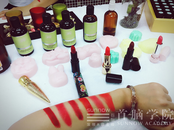 首腦學院2017年新一期芳香美容課程圓滿結束