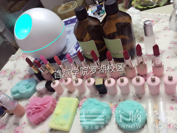 首腦學院2017年新一期芳香美容課程圓滿結束