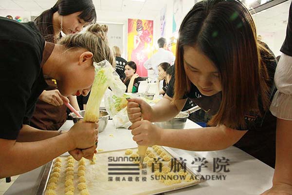 化妝師培訓(xùn)