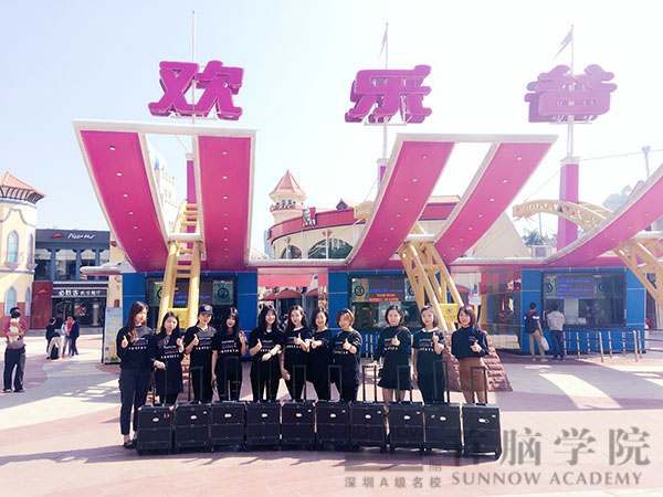 首腦造型團隊力助歡樂谷踏青萌寵季