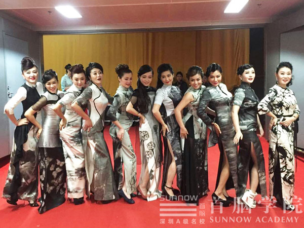 首腦學(xué)院助力旗袍佳麗演繹深圳新春音樂會(huì)