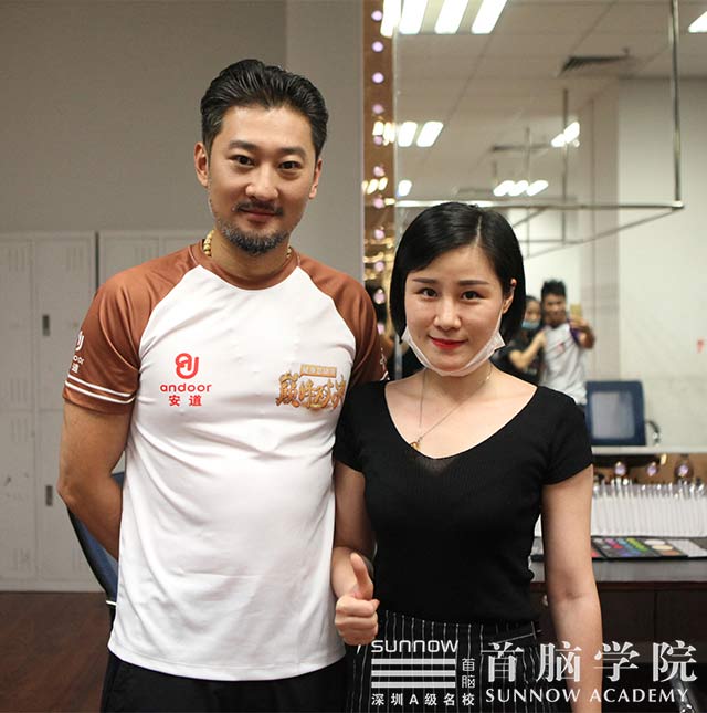 巔峰對(duì)決群星嘉年華，首腦學(xué)院進(jìn)軍綜藝節(jié)目！