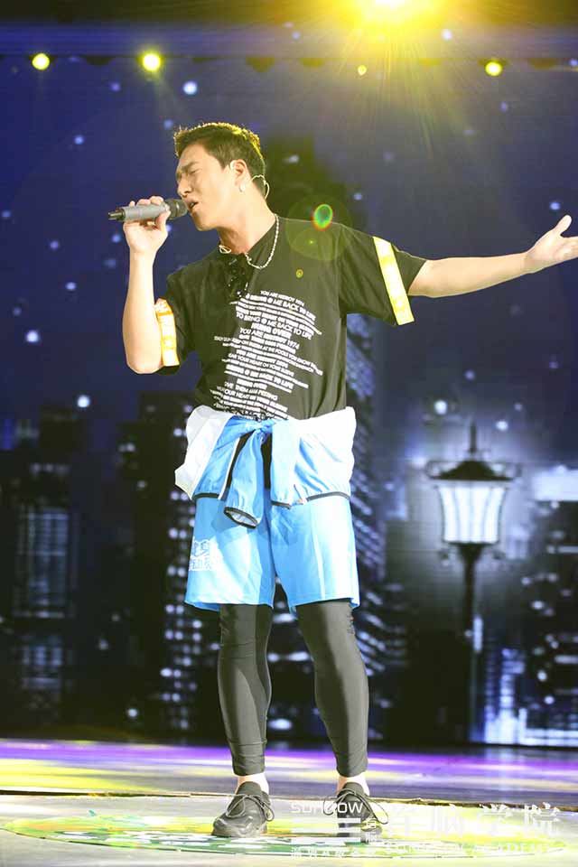 巔峰對(duì)決群星嘉年華，首腦學(xué)院進(jìn)軍綜藝節(jié)目！