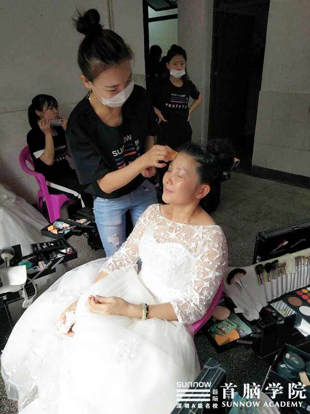 首腦學(xué)院邀你見證最浪漫的婚禮！