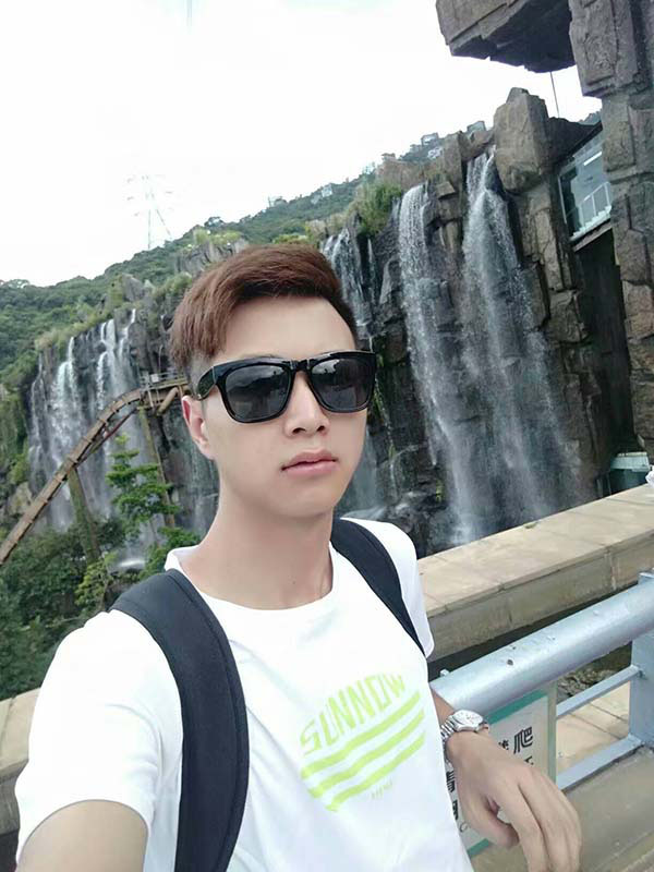 美發(fā)學(xué)校