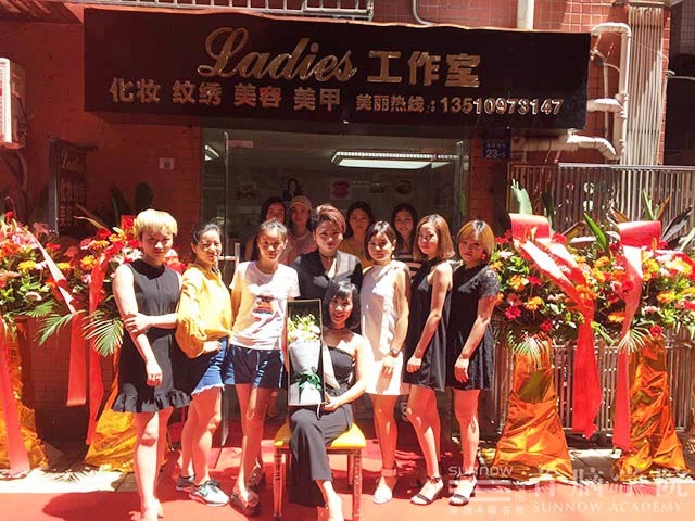 瑰麗人生靠能力 首腦學(xué)院讓你成為不一樣的自己