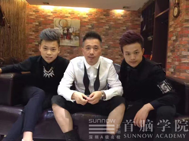 首腦學(xué)院搭建實(shí)力橋梁 讓夢想不只是夢想