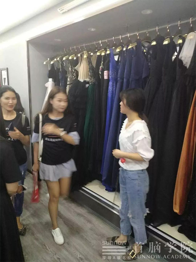 觀摩實(shí)訓(xùn)