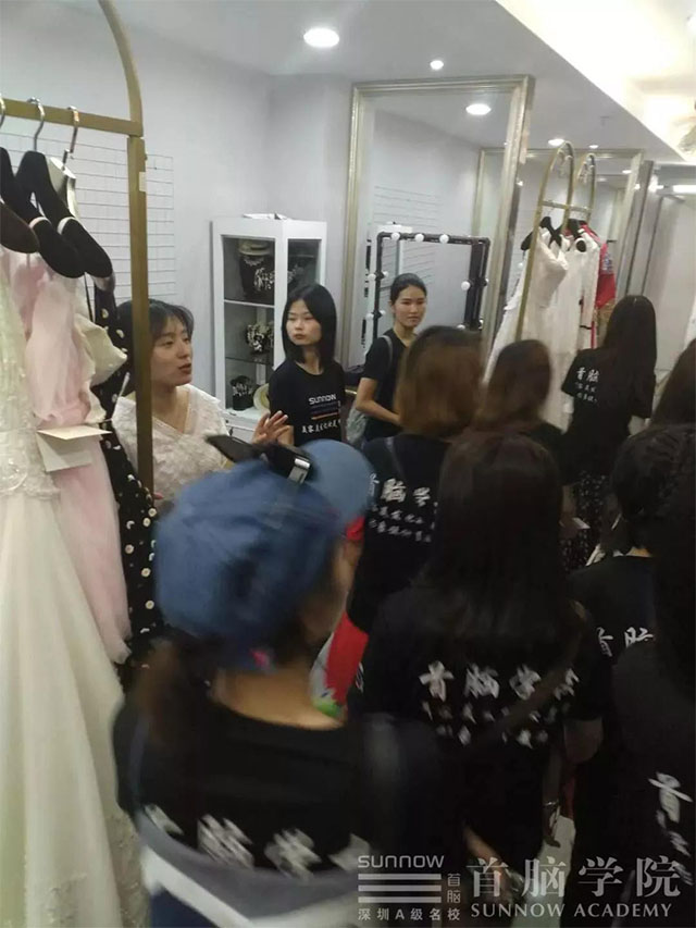 天長(zhǎng)地久婚紗攝影觀摩