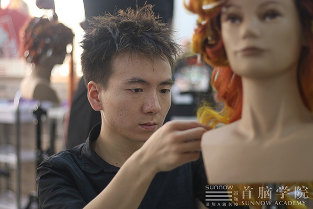 理發(fā)學(xué)校