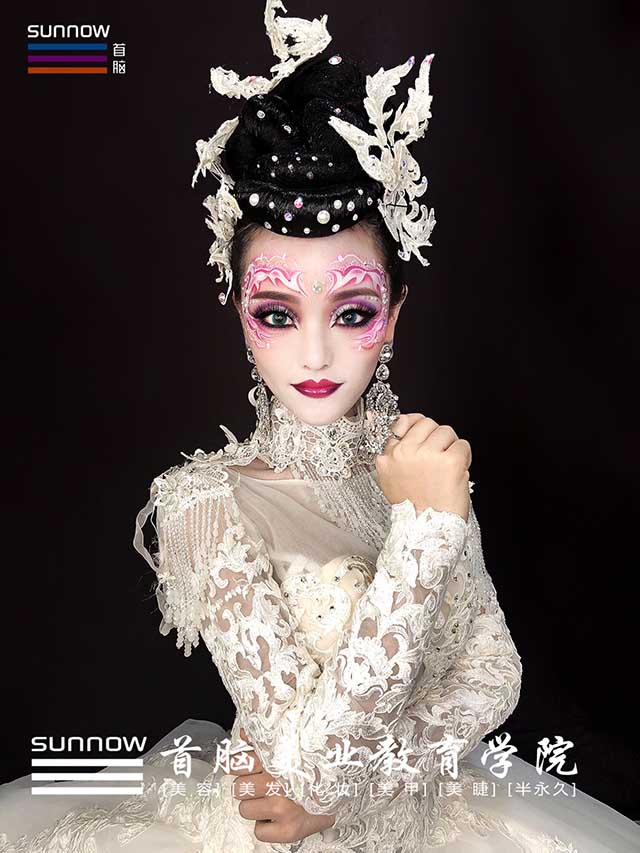 化妝學(xué)?；瘖y作品圖