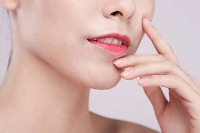 深圳學(xué)化妝