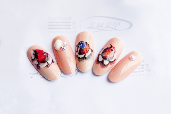 深圳哪家美甲培訓學校好？需要多久能學會美甲技術