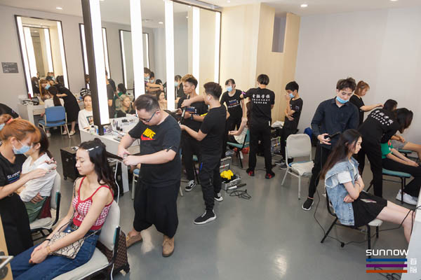 學習專業(yè)的理發(fā)怎么學