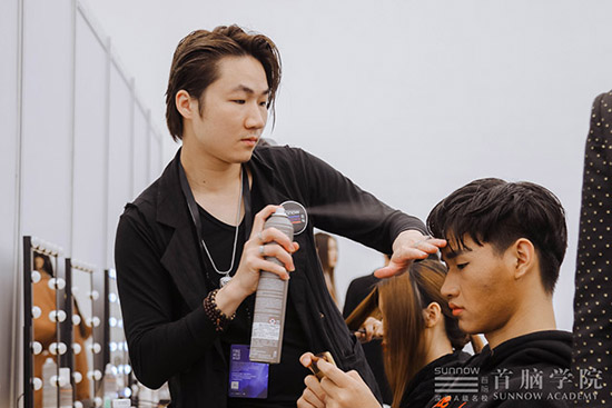 深圳學理發(fā)