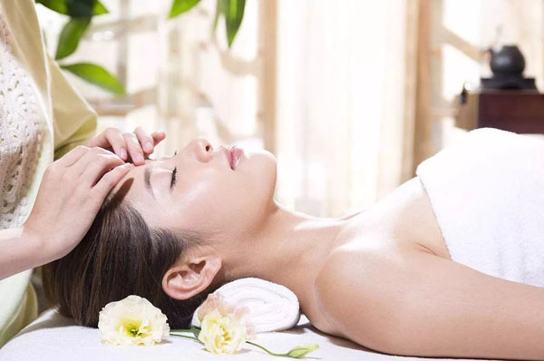 專業(yè)美容學(xué)校哪家好