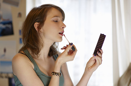 學(xué)化妝哪個(gè)學(xué)校專業(yè)