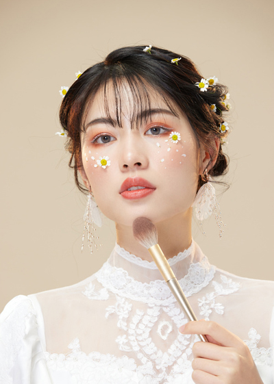 零基礎(chǔ)選擇哪所化妝學(xué)校