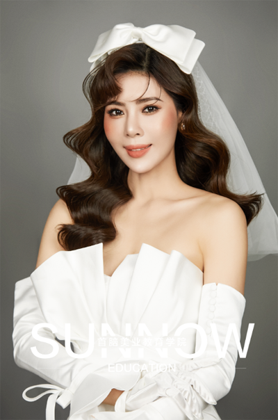 零基礎(chǔ)怎么人行當(dāng)化妝師