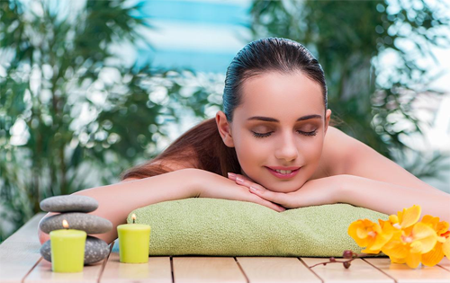 正規(guī)的美容培訓(xùn)學(xué)校