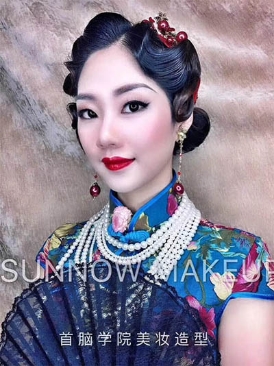 國內(nèi)專業(yè)的化妝培訓(xùn)學(xué)校