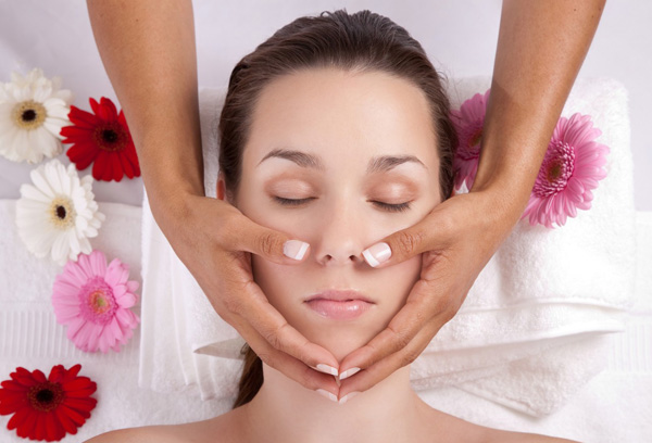 美容培訓(xùn)學(xué)校