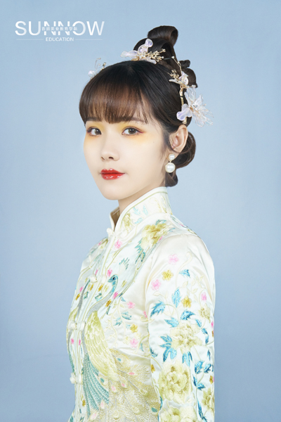 化妝培訓(xùn)學(xué)校哪家好