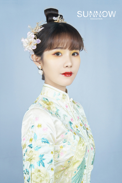 化妝培訓(xùn)學(xué)校哪家好