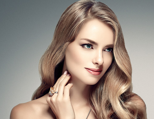 2021年學美發(fā)