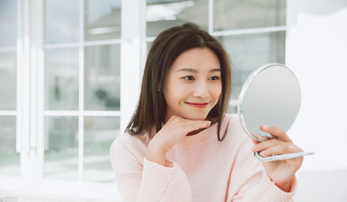 哪里有專業(yè)的化妝培訓(xùn)學校