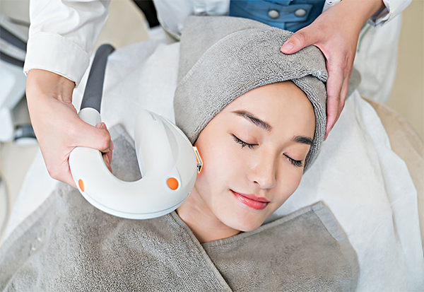 美容學(xué)校費用多少錢