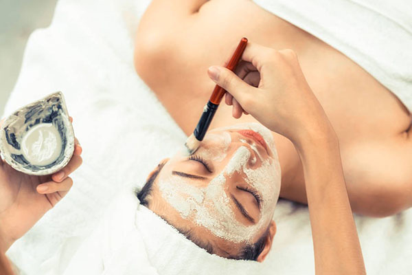 深圳美容學(xué)校哪家好