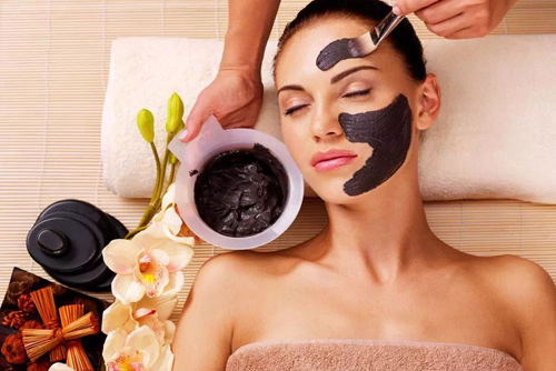 學(xué)美容美發(fā)去店里學(xué)還是學(xué)校