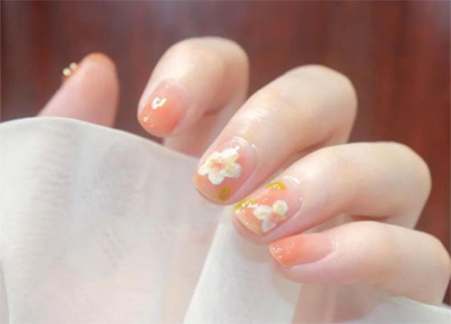 2022年美甲培訓學校學費多少