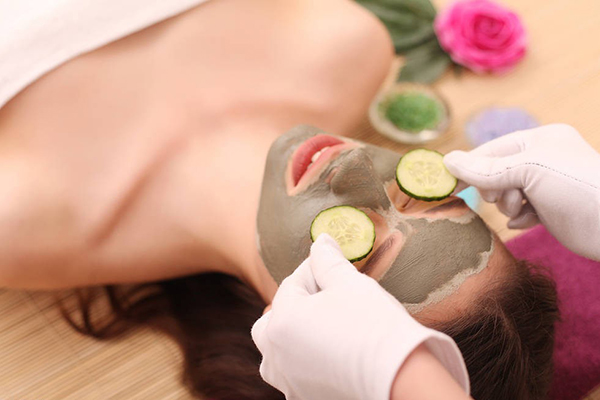 ?深圳美容學(xué)校哪家好