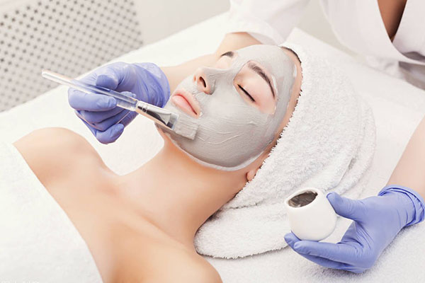 深圳學美容在哪個學校學