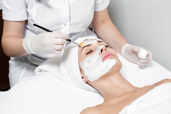 深圳學(xué)習(xí)美容美發(fā)培訓(xùn)學(xué)校