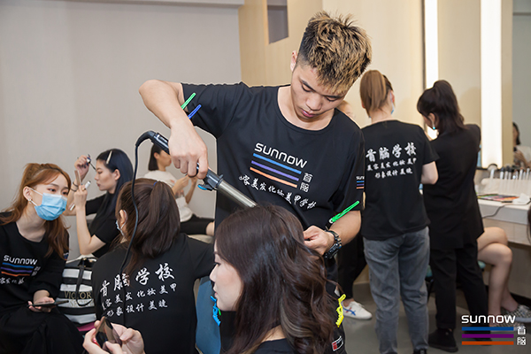 深圳市專業(yè)美發(fā)培訓學校