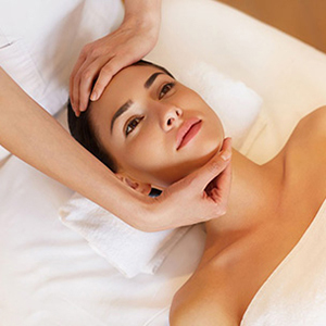 首腦美容美發(fā)培訓學校地址