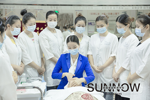 美容師都要學(xué)什么